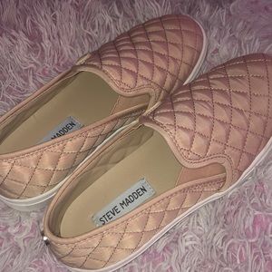 Steve Madden slip ons